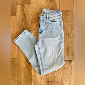 American Eagle Outfitters Light Denim High Waisted Straight Jean - Size 0